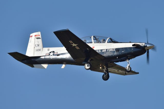 Raytheon Texan 2 — - 11-12-23 5-R