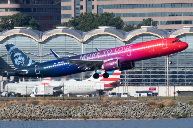 Airbus A321neo (N926VA) - More to Love Livery