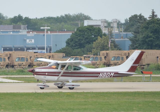 Cessna Skylane (N8DM) - AirVenture 2014