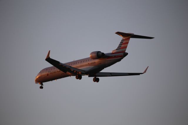 Canadair Regional Jet CRJ-700 (N762SK)