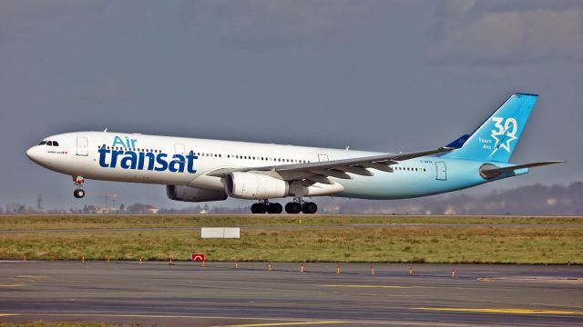 Airbus A330-300 (C-GKTS)