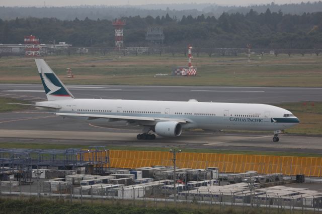 BOEING 777-300 (B-HNQ)