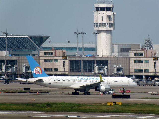 Boeing 757-200 (XU-TSC)