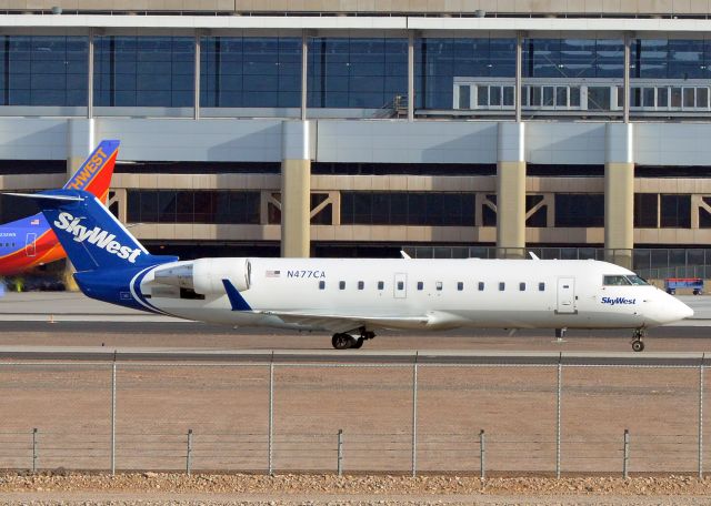 Canadair Regional Jet CRJ-200 (N477CA)