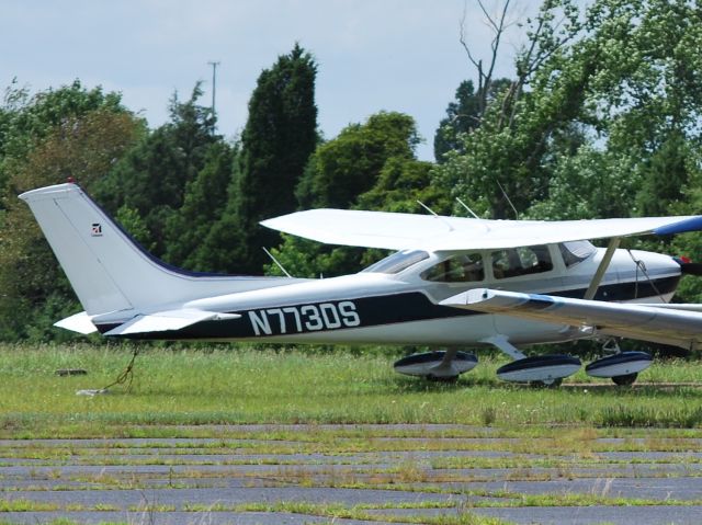 Cessna Skylane (N773DS) - At 8A7 - 7/4/13