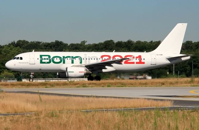 Airbus A320 (EI-EIB)