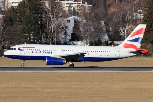 Airbus A320 (G-MIDY)