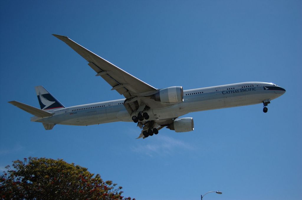 BOEING 777-300ER —