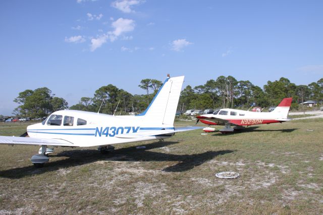 Piper Cherokee (N9290N)