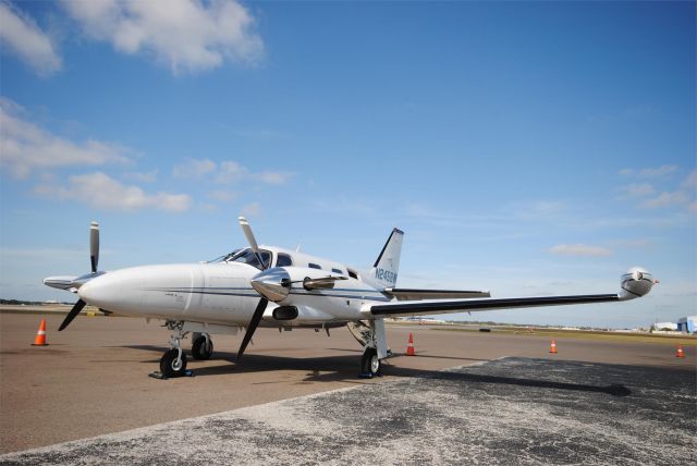 Piper Cheyenne (N2458W) - Exterior