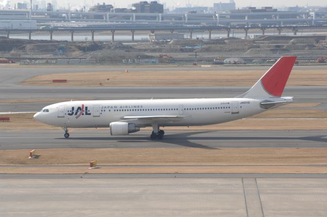 JA011D — - Taxi at Haneda Intl Airport on 2008/2/11