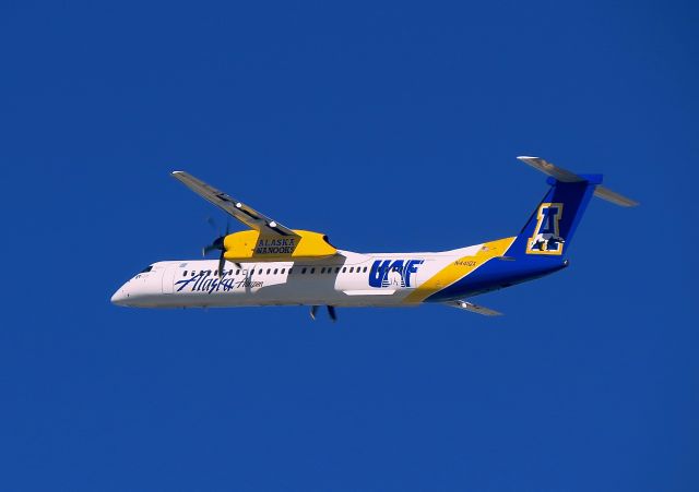 de Havilland Dash 8-100 (N441QX)