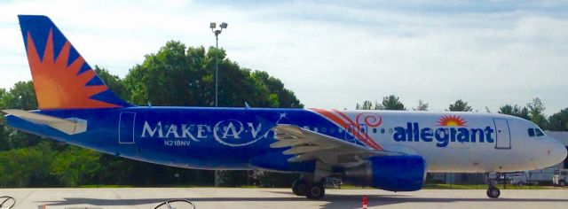 Airbus A320 (N218NV) - Make a wish plane at GSP!