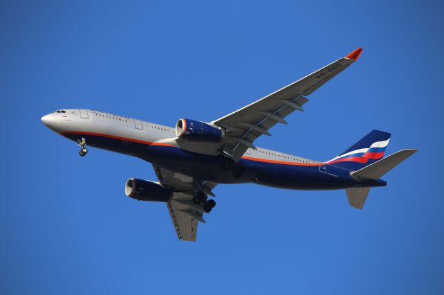 Airbus A330-200 (VQ-BBG)