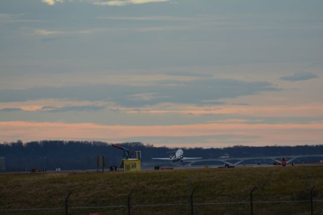 Canadair Regional Jet CRJ-200 (N462AW)