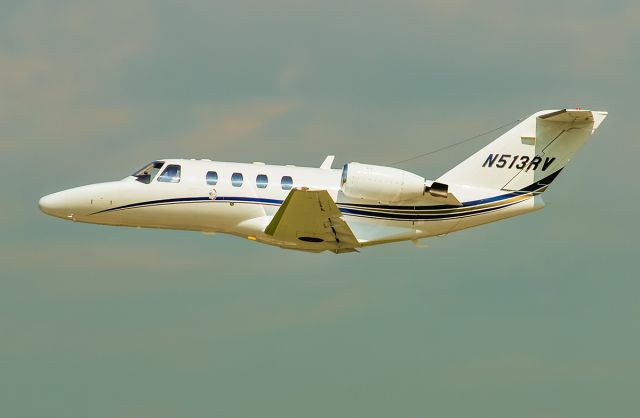 Cessna Citation CJ1 (N513RV) - Departing rwy 23 @KUGN.