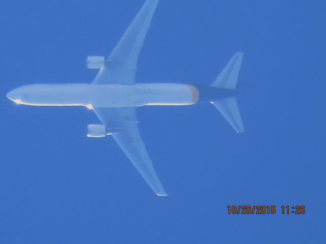 BOEING 767-300 (N335UP)