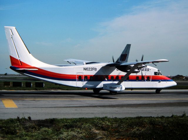 Short SD3-60 (N622FB) - KSFO - Shorts 360 holding for 1R as a UAL DC-8 also waits in position and hold.