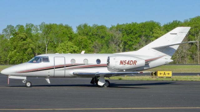 Dassault Falcon 10 (N54DR)