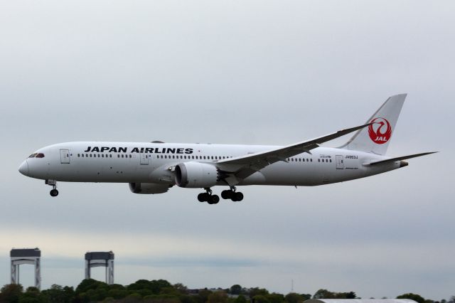 Boeing 787-9 Dreamliner (JA863J)