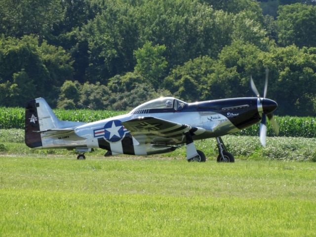 North American P-51 Mustang (N51HY)