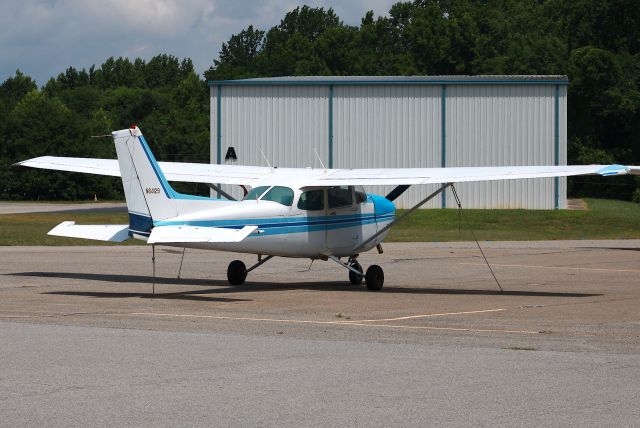 Cessna Skyhawk (N64129) - Photo taken on 6/10/2021.