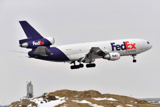 McDonnell Douglas DC-10 (N319FE) - 5-R on 02-12-21