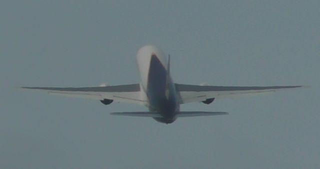 BOEING 767-300 (N387UP)