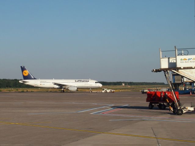 Airbus A320 (D-AIZM)