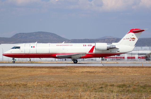 Canadair Regional Jet CRJ-200 (XA-VDL)