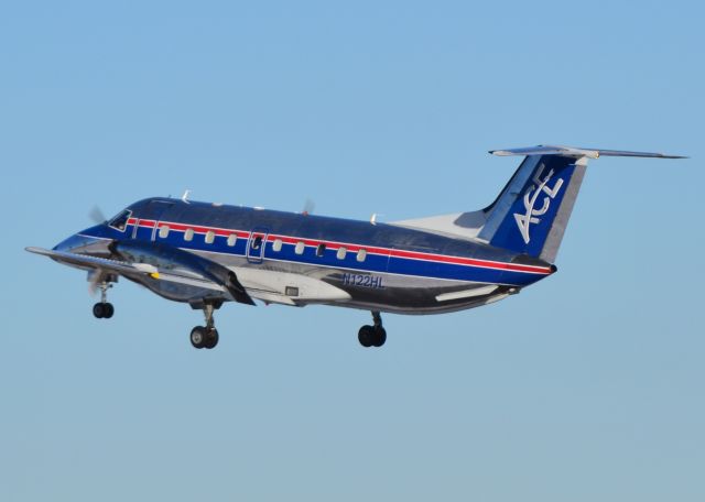 Embraer EMB-120 Brasilia (N122HL) - HAMMER AIRCRAFT LEASING LLC (Freight Runners Express) departing runway 02 - 1/24/16