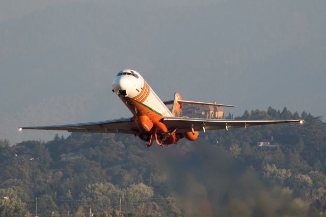 McDonnell Douglas MD-87 (N293EA)