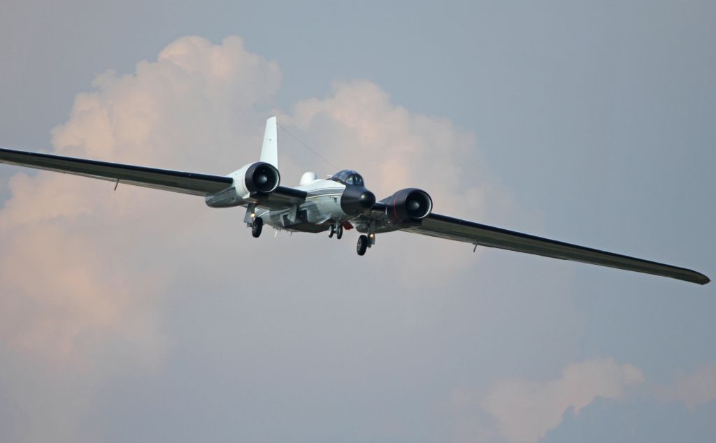 Martin WB-57 (NASA927) - General Dynamics WB-57F Canberra - N927NA NASA927