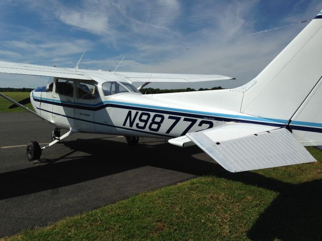 Cessna Skyhawk (N98772)