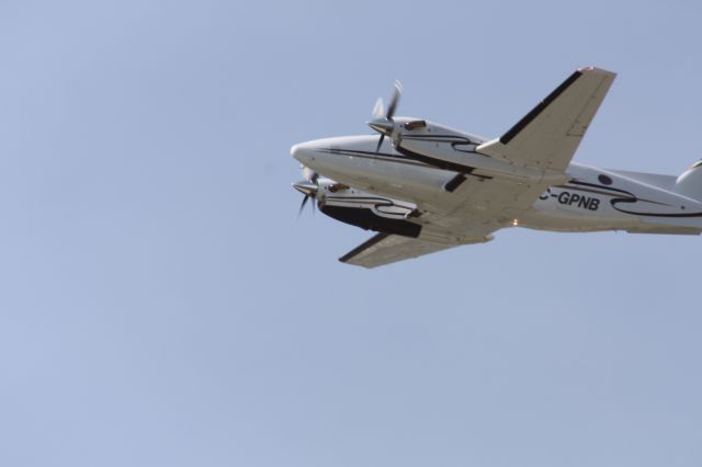 Beechcraft Super King Air 200 (C-GPNB)
