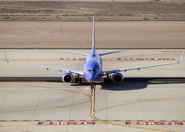 Boeing 737-700 (N270WN)