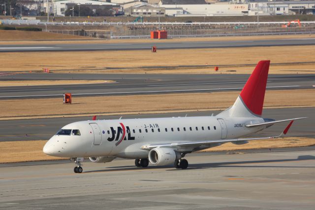 Embraer 170/175 (JA216J)