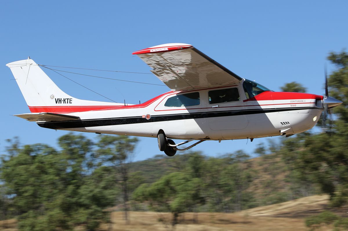 Cessna Centurion (VH-KTE)