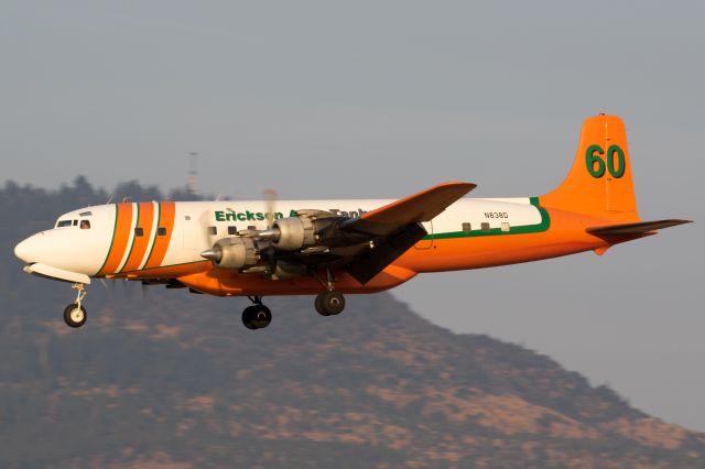 Douglas DC-7 (N838D)