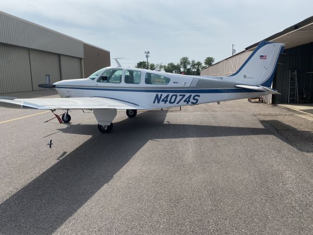 N4074S — - Actual photo 