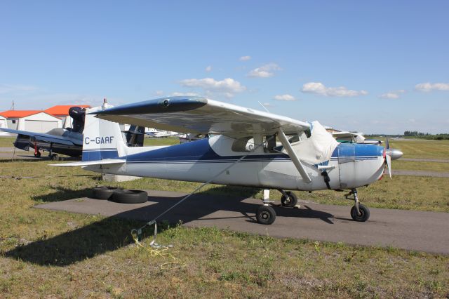 Cessna Commuter (C-GARF) - C-GARF Cessna 150B stationné à laéroport de Joliette CSG3 QC. le 12-08-2018