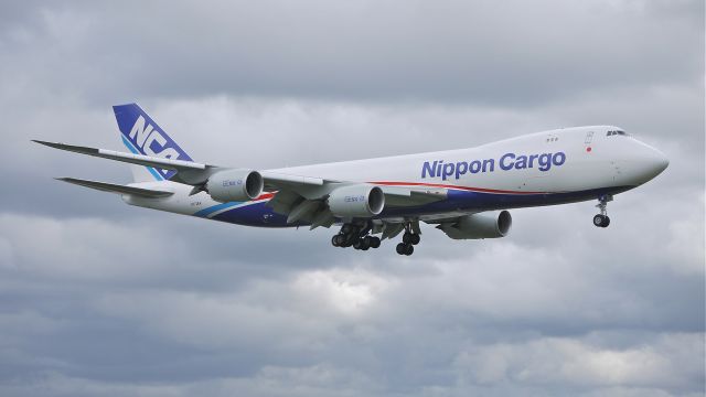 BOEING 747-8 (JA14KZ) - BOE524 from KMJZ on final to Rwy 15R on 9.23.13. (LN:1469 cn 37394). The aircraft is using temporary registration #N772BA.