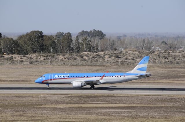 Embraer ERJ-190 (LV-CPJ)