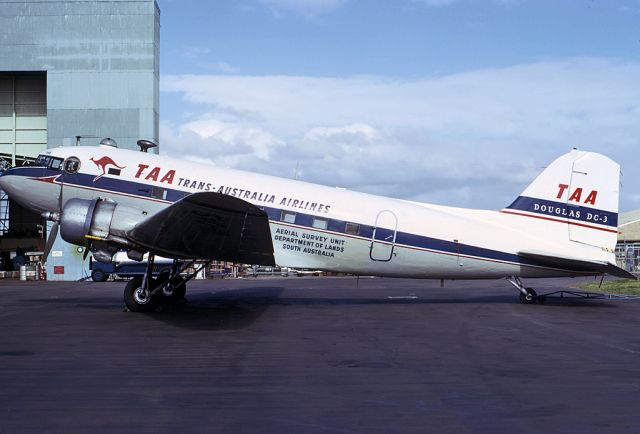 Douglas DC-3 (VH-DAS) - TRANS AUSTRALIA AIRLINES - TAA - DOUGLAS C-47 SKYTRAIN (DC-3) - REG VH-DAS (CN 6051) - ADELAIDE INTERNATIONAL AIRPORT SA. AUSTRALIA - YPAD (3/9/1974)