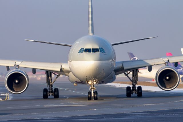 Airbus A330-300 (A7-AED) - A7-AED - Airbus A330-302 - Qatar Airways