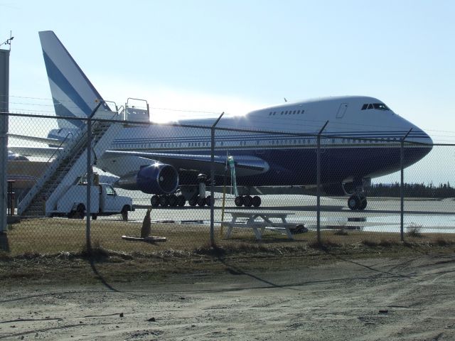 Boeing 747-200 (VQ-BMS)