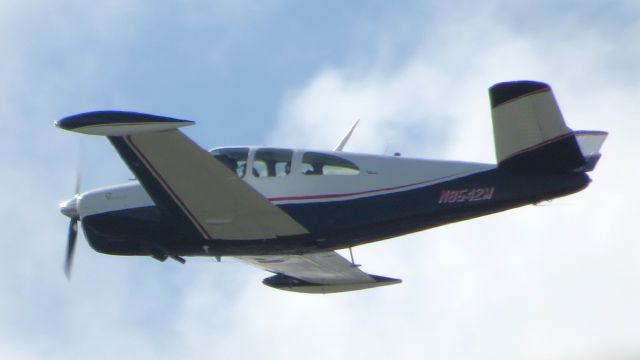 Beechcraft 35 Bonanza (N8542M)