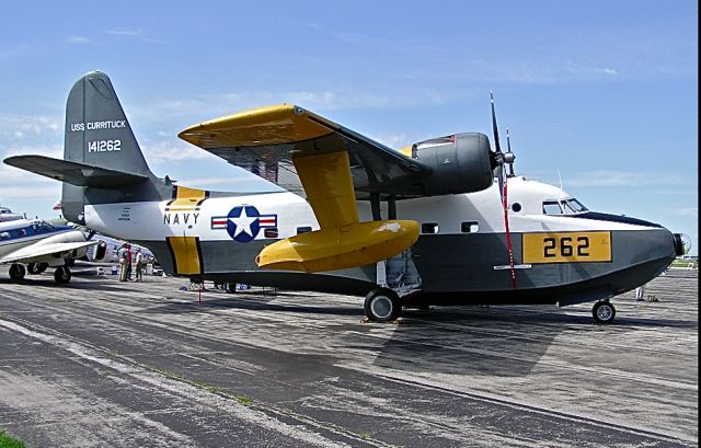 Grumman HU-16 Albatross (N7025N)