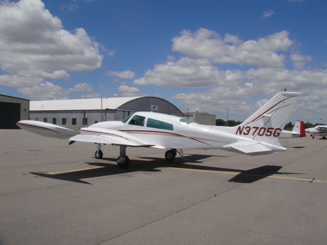 Cessna 310 (N3705G)