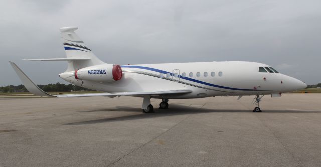 Dassault Falcon 2000 (N560MS) - A 2007 model Dassault Falcon 2000EX on the Gulf Air Center ramp at Jack Edwards National Airport, Gulf Shores, AL - March 29, 2018.